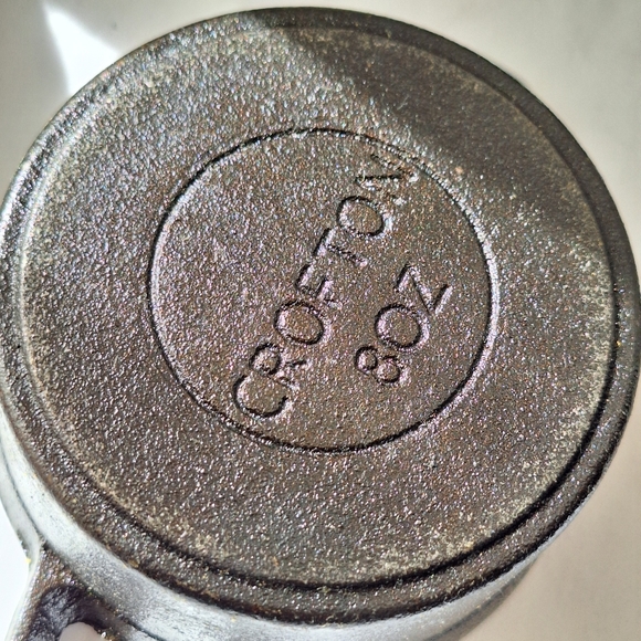 Crofton Cast Iron Mini Cookware Set of 3 - Picture 6 of 8